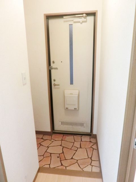 玄関　シューズボックス付き玄関