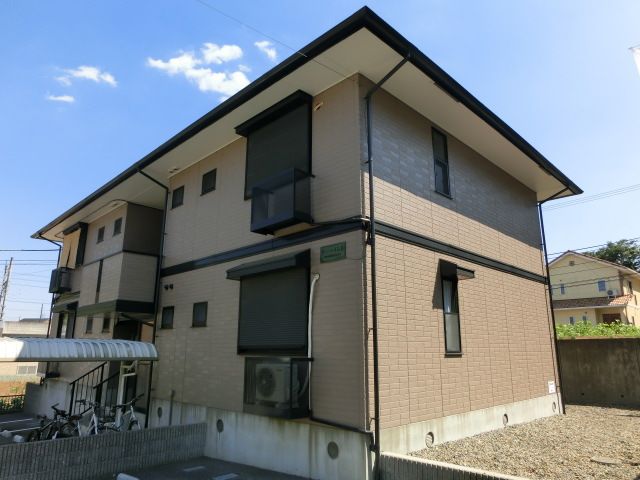 建物外観　学園前駅まで6分です。