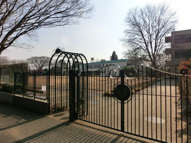 幼稚園・保育園　千葉明徳短大付属幼稚園（幼稚園・保育園）まで270m