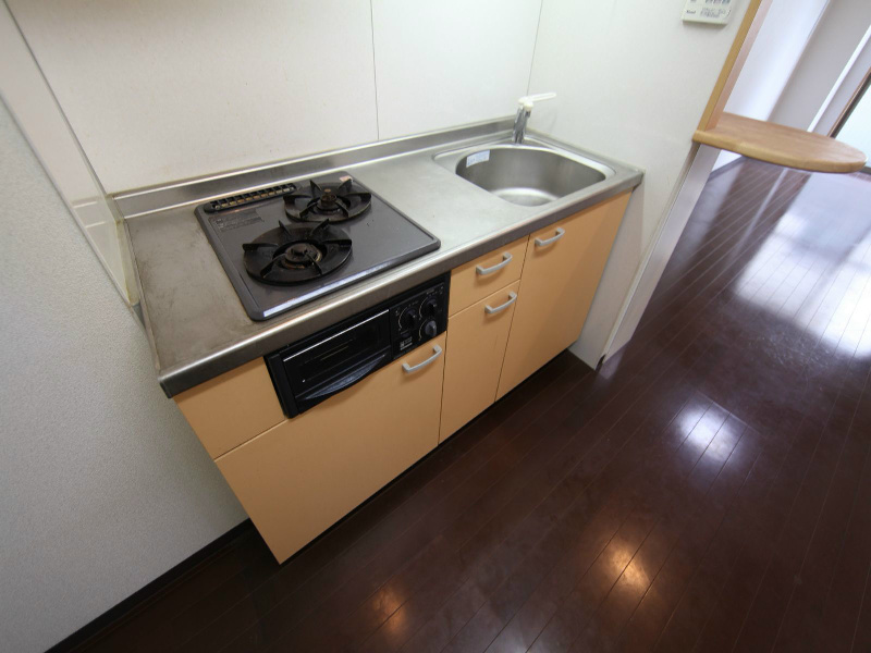 キッチン　システムキッチン（ガス2口・グリル付）カウンターキッチン