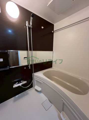 バス・シャワールーム　※別部屋同間取りのお部屋の写真になります
