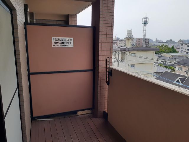 バルコニー