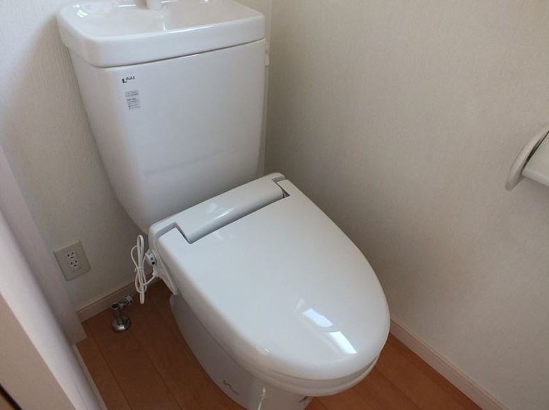 〇ヒロハイツA棟のトイレ写真