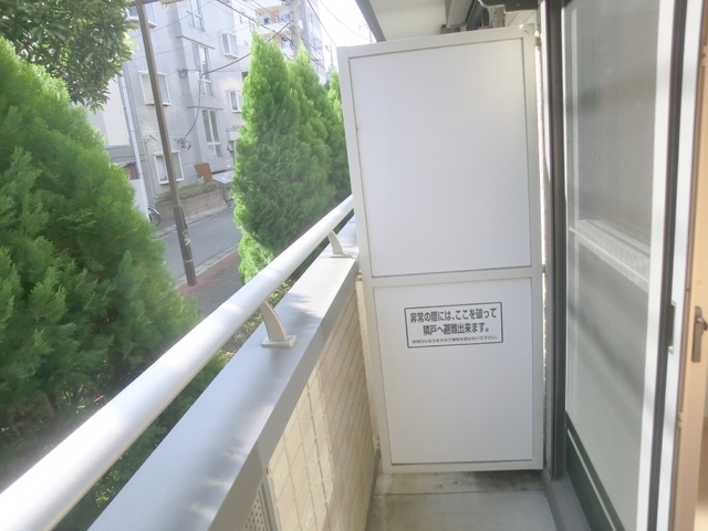 バルコニー　バルコニーです(^0_0^)