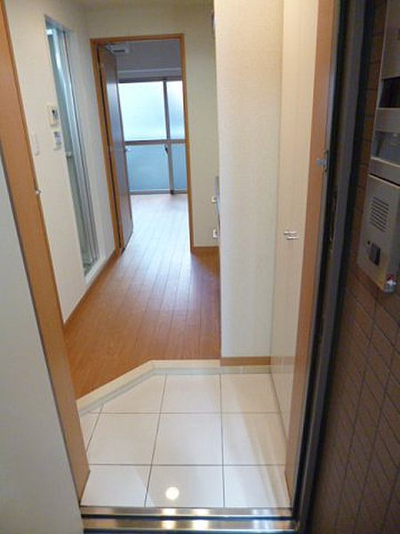 玄関　（別タイプ参考写真）スカイコート板橋第3　板橋区板橋2
