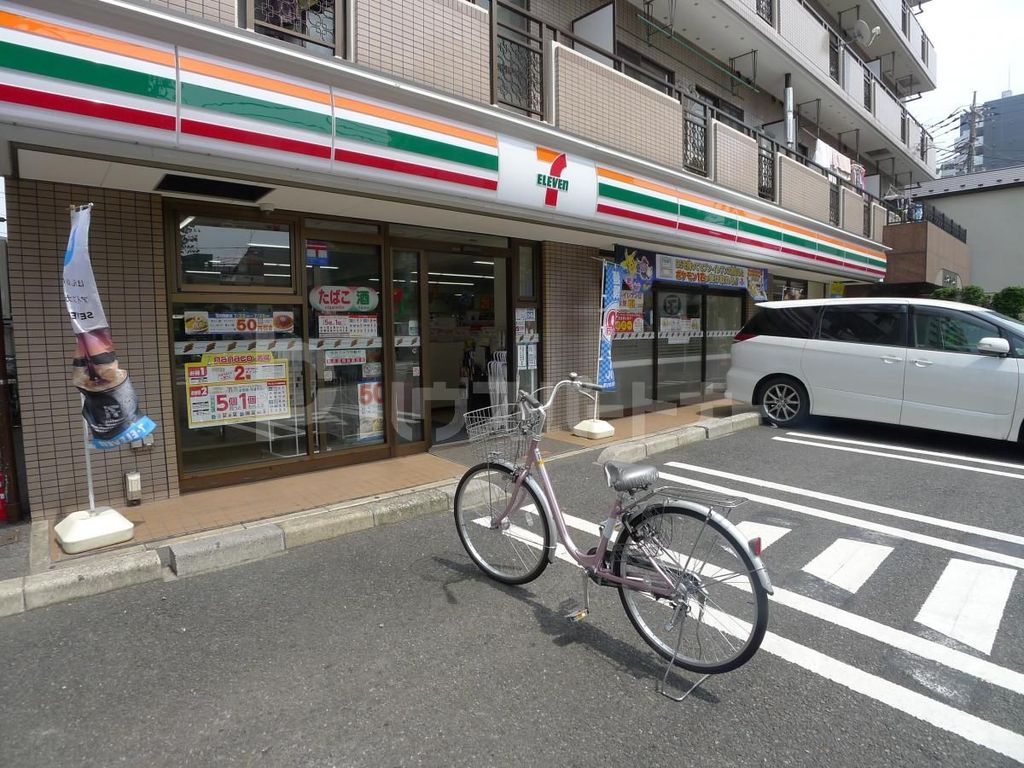 コンビニ　セブンイレブン足立中川4丁目店（コンビニ）まで190m