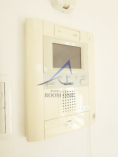セキュリティ　モニター付きインターホンです。