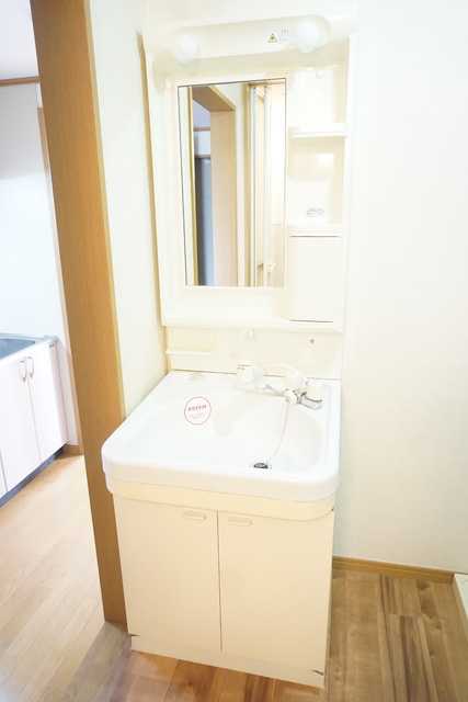 洗面設備　シャワー付き洗面化粧台★