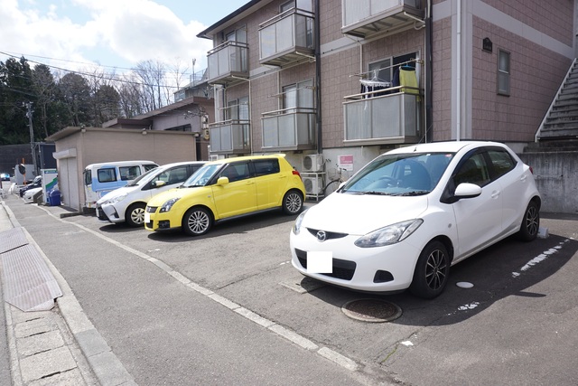 駐車場　敷地内駐車場です