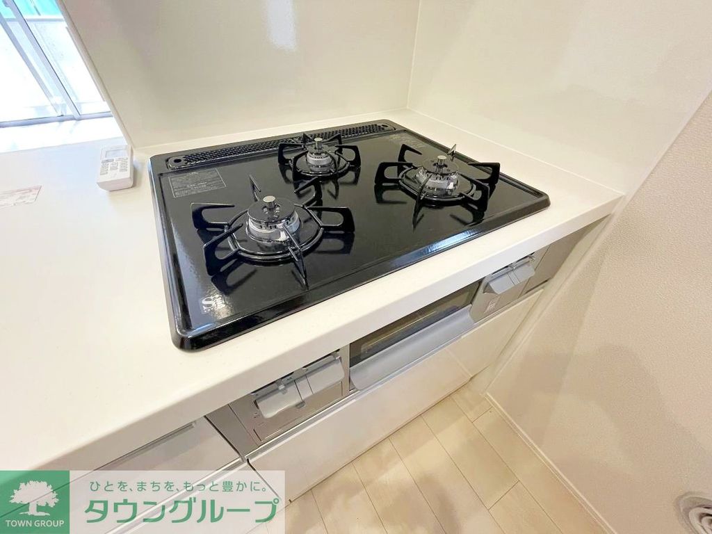 キッチン　※別部屋参考写真