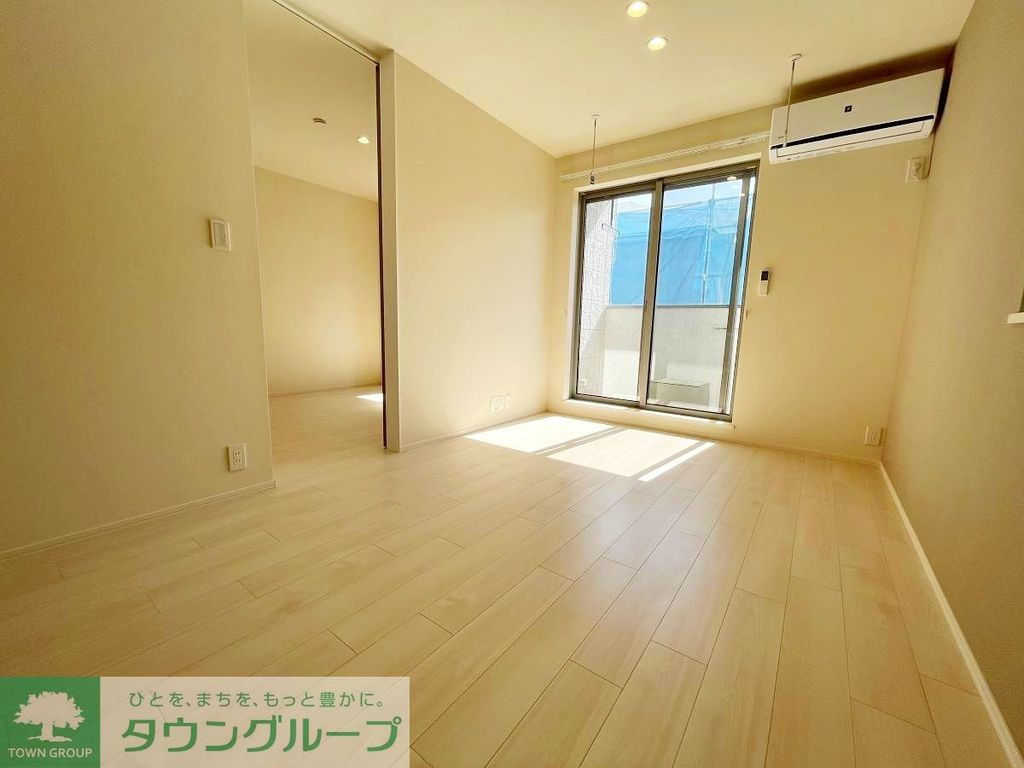 居室・リビング　※別部屋参考写真