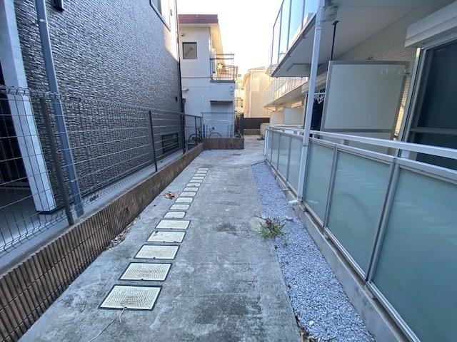 バルコニー　現況を優先