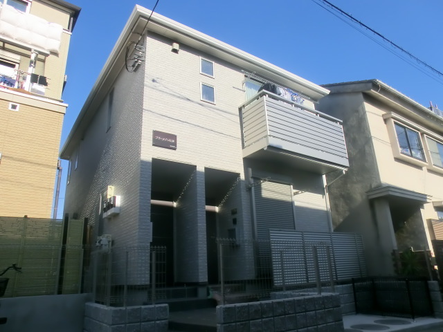 建物外観　木のぬくもりを感じた生活。。