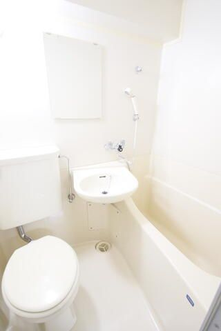 バス・シャワールーム　別部屋参考写真