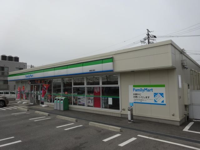 コンビニ　ファミリーマート東郷三ツ池三丁目店（コンビニ）まで417m