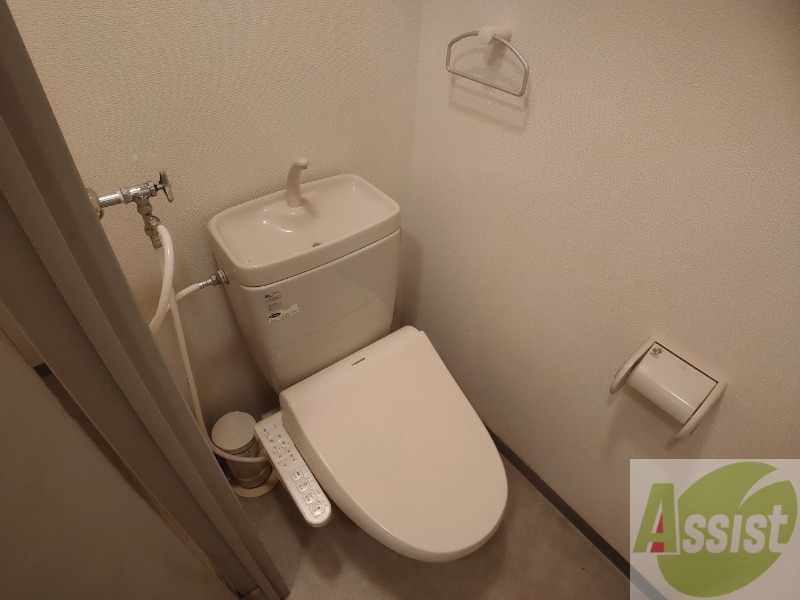 トイレ　トイレです。ウォシュレット付を探している方、おすすめです。