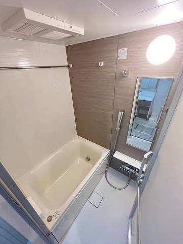 バス・シャワールーム　お風呂です