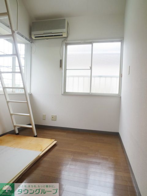 居室・リビング　★2面採光のお部屋★