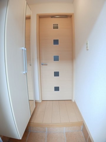 玄関　落ち着いた玄関です