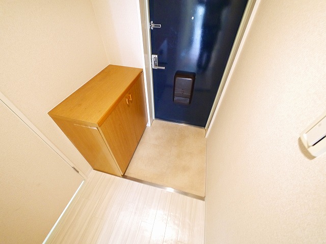 玄関　明るい玄関です