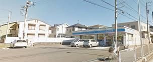 コンビニ　ローソン横須賀大津店（コンビニ）まで266m