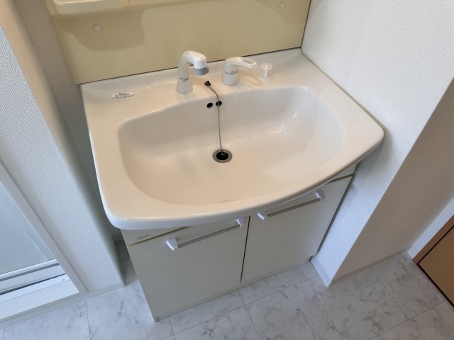 洗面設備　浴室