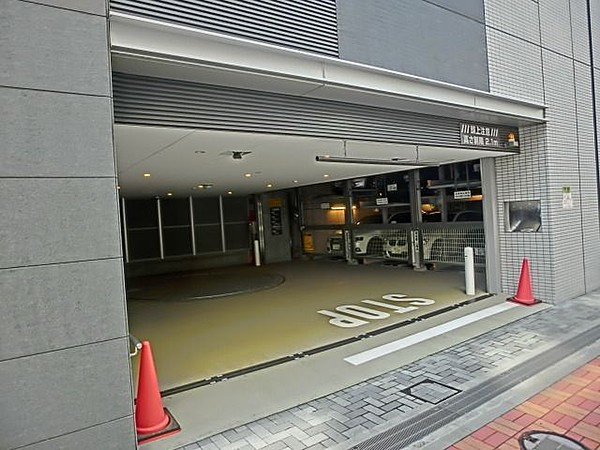 駐車場　車をお持ちの方に嬉しい駐車場付きの物件です