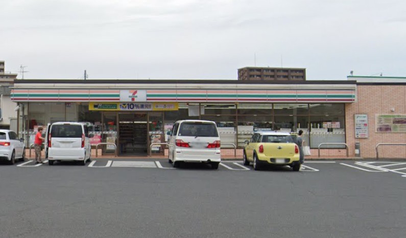コンビニ　セブンイレブン岡山豊成3丁目店（コンビニ）まで668m