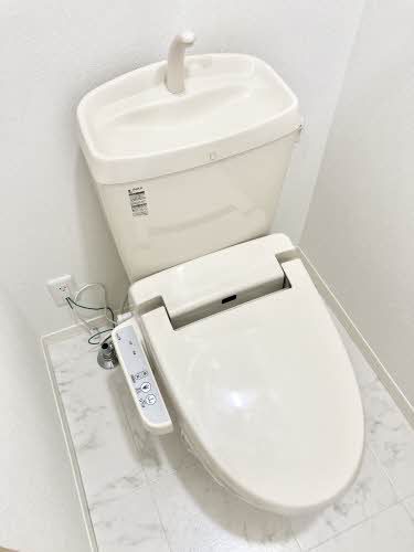 トイレ　トイレ