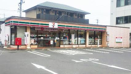 コンビニ　セブンイレブン久山台店（コンビニ）まで450m