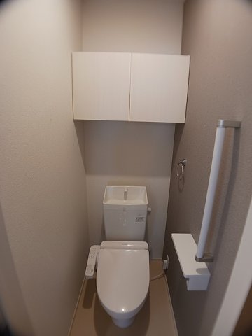 トイレ　清潔感のあるトイレです