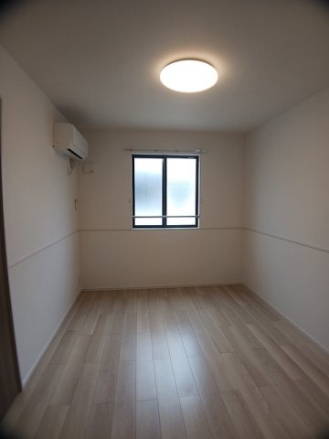 その他部屋・スペース　明るい色調の室内です