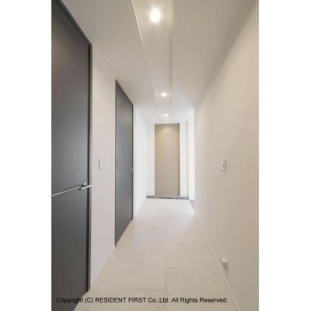 玄関　※写真は同タイプ住戸です。