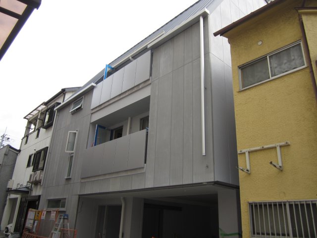 建物外観　エヌエムキャラントシス