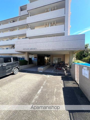 スカイコート宮崎IIの外観写真