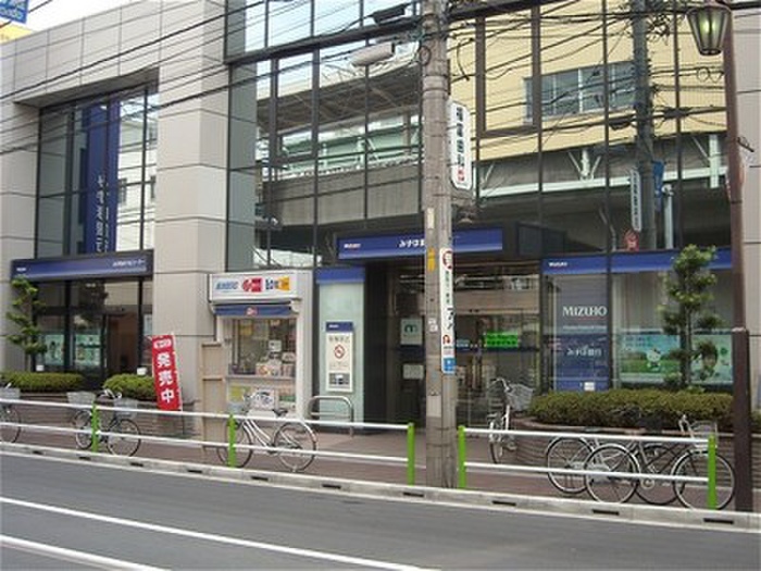 銀行　みずほ銀行蓮根支店（銀行）まで431m