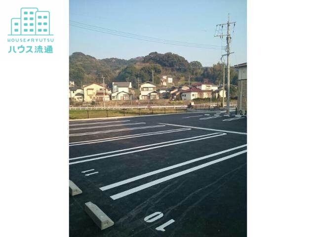 駐車場　駐車場