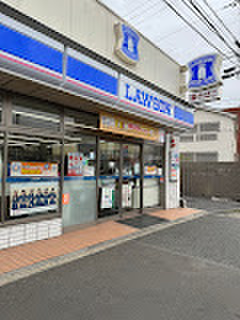 コンビニ　ローソン 大船駅西口店（コンビニ）まで800m