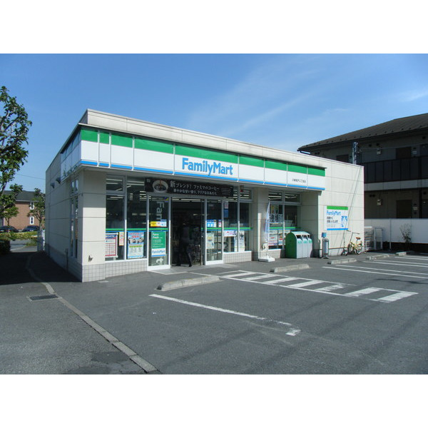 コンビニ　ファミリーマート川崎坂戸二丁目店（コンビニ）まで335m