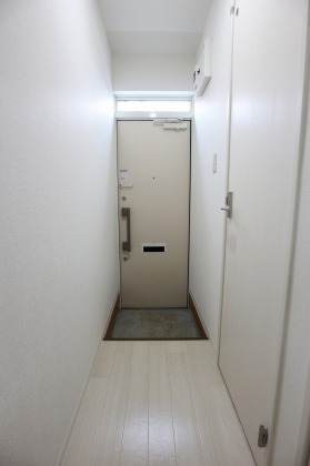 玄関　シンプルで使いやすい玄関です
