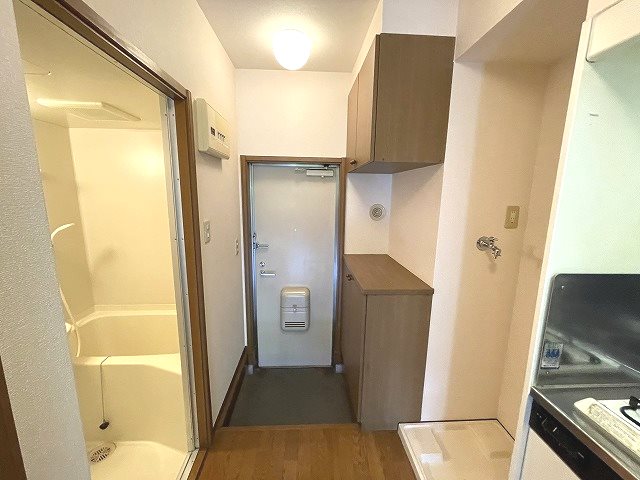 玄関　同マンション別部屋