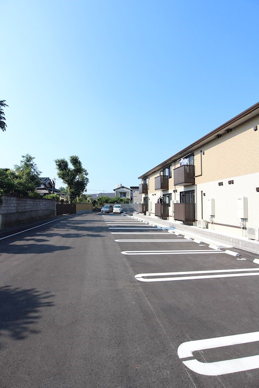 駐車場　とめやすい駐車場です。