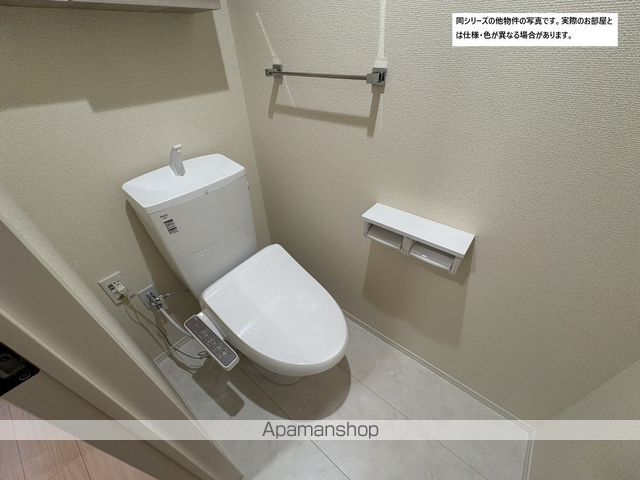 ＪＲ中央本線 新守山駅 徒歩7分 3階建 新築のトイレ写真