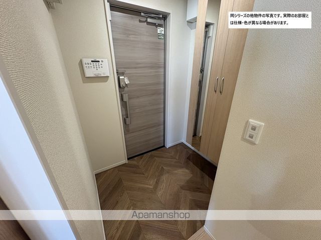 ＪＲ中央本線 新守山駅 徒歩7分 3階建 新築の玄関写真