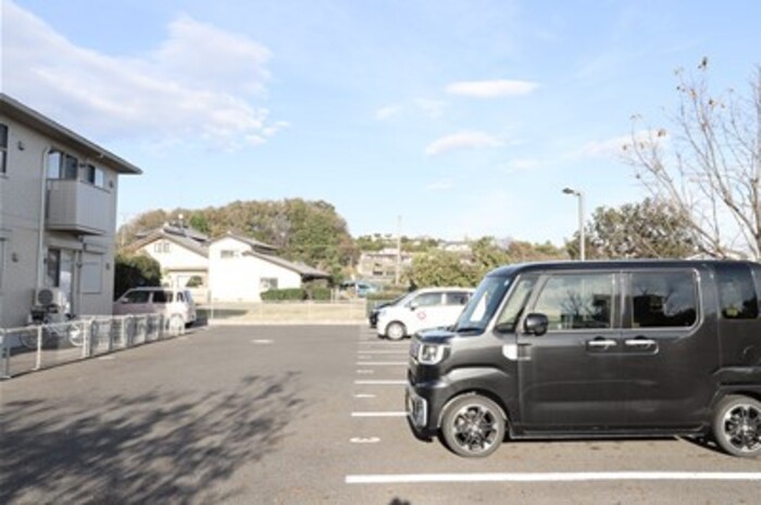 駐車場　駐車場