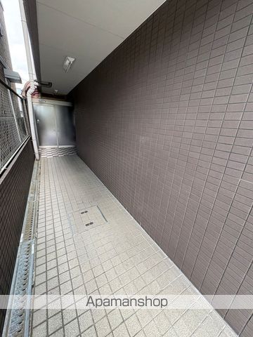地下鉄長堀鶴見緑地線 今福鶴見駅 徒歩6分 5階建 築35年の外観写真