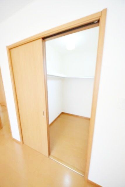 収納　★ウォークインクローゼット★