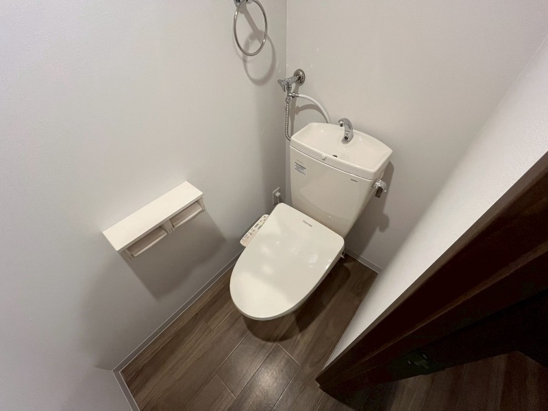 トイレ　トイレです。ウォシュレット付を探している方、おすすめです！