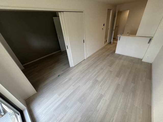 ソリティア西宮池田の居間写真