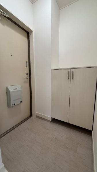 玄関　※前回入居前の写真です。